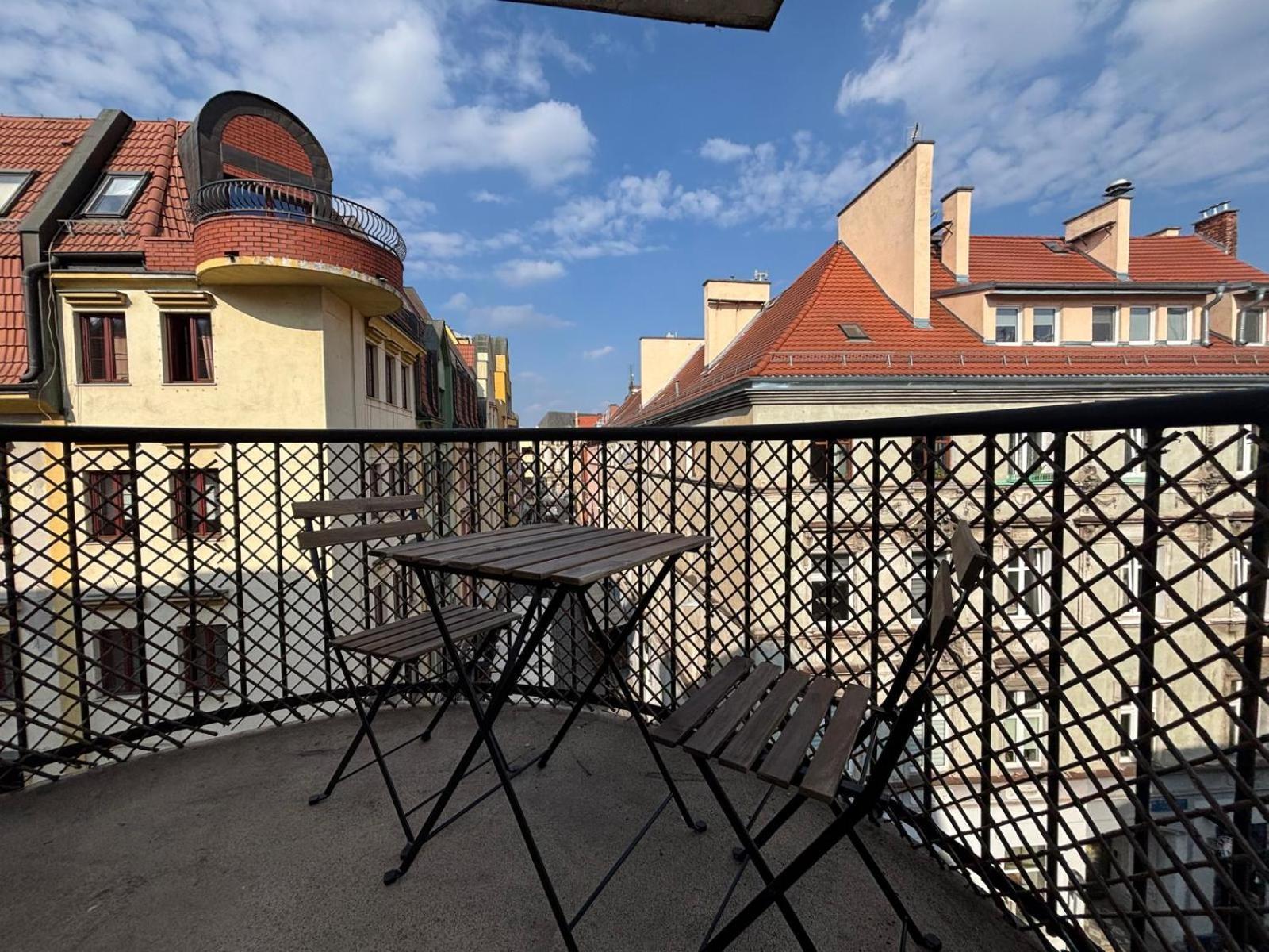 Appartement Muzyczna Oaza Przy Rynku à Wrocław Extérieur photo
